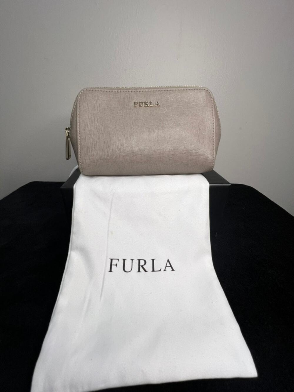 Furla Beige Saffiano Leather Cosmetic Pouch Makeup Case Authenticated